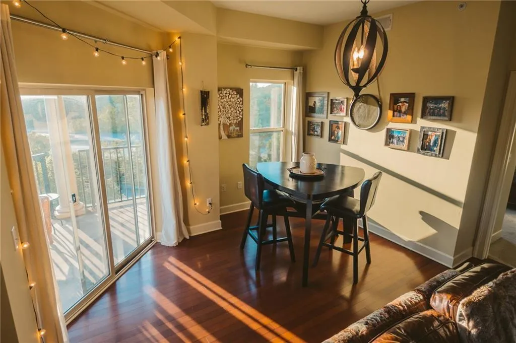 200 River Vista Drive Unit 742, Atlanta, Georgia 30339, 2 Bedrooms Bedrooms, ,2 BathroomsBathrooms,Residential,Sold,200 River Vista Drive Unit 742,5999969