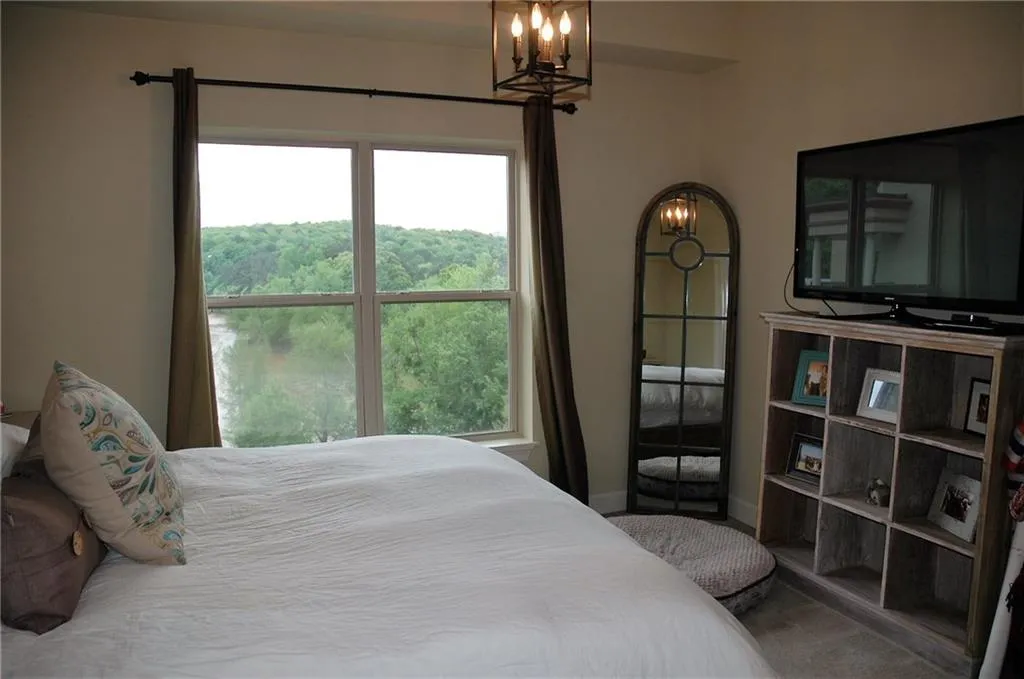 200 River Vista Drive Unit 742, Atlanta, Georgia 30339, 2 Bedrooms Bedrooms, ,2 BathroomsBathrooms,Residential,Sold,200 River Vista Drive Unit 742,5999969