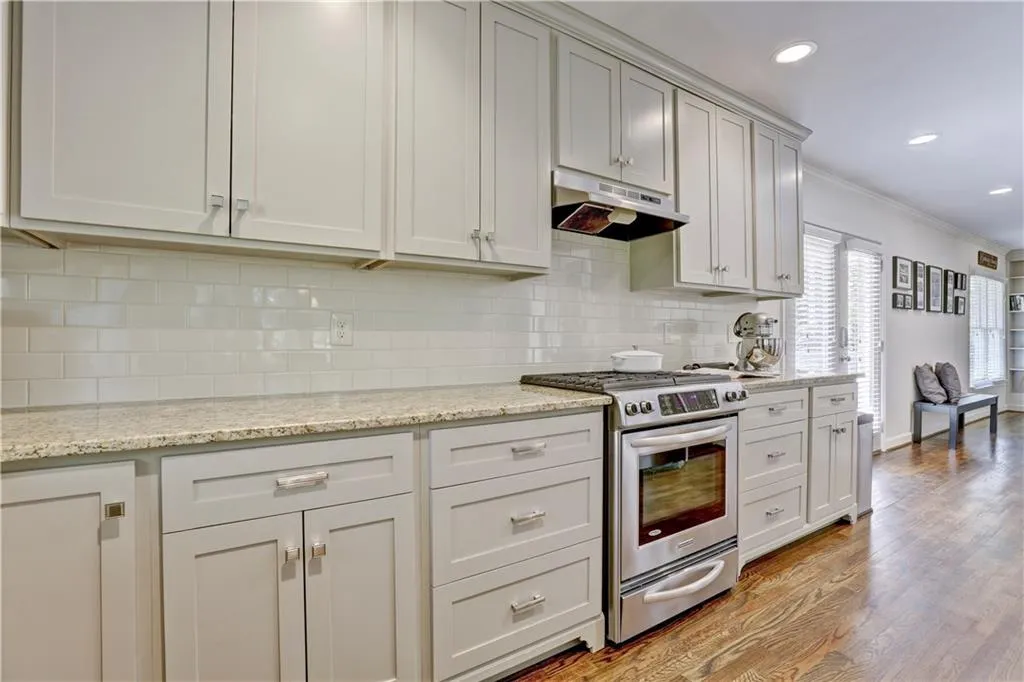 101 Mount Paran Road, Atlanta, Georgia 30342, 4 Bedrooms Bedrooms, ,3 BathroomsBathrooms,Residential,Sold,101 Mount Paran Road,5839106