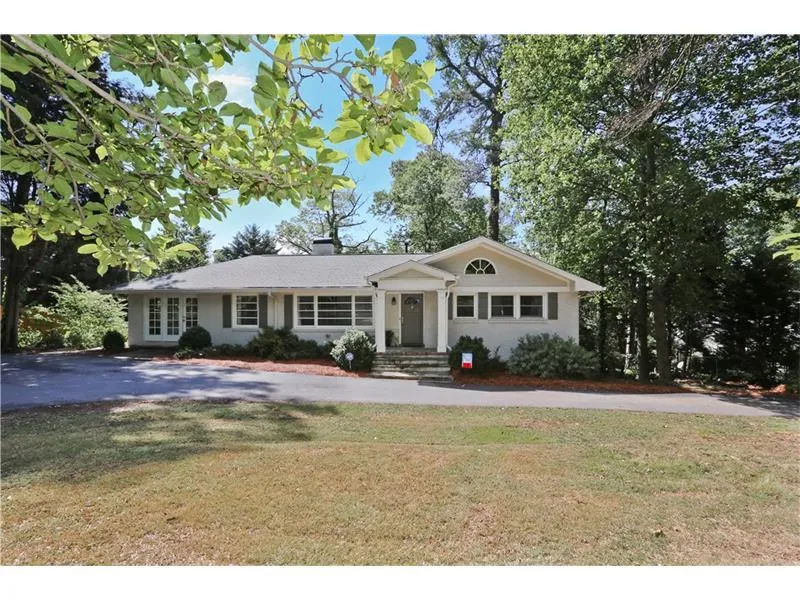 101 Mount Paran Road, Atlanta, Georgia 30342, 4 Bedrooms Bedrooms, ,3 BathroomsBathrooms,Residential,Sold,101 Mount Paran Road,5839106