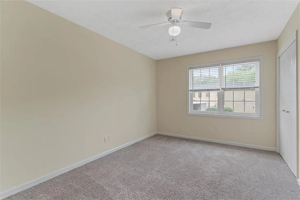 360 Winding River Drive Unit L, Atlanta, Georgia 30350, 3 Bedrooms Bedrooms, ,2 BathroomsBathrooms,Residential,Sold,360 Winding River Drive Unit L,6914368