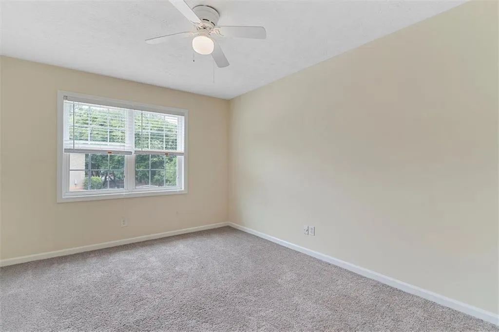360 Winding River Drive Unit L, Atlanta, Georgia 30350, 3 Bedrooms Bedrooms, ,2 BathroomsBathrooms,Residential,Sold,360 Winding River Drive Unit L,6914368