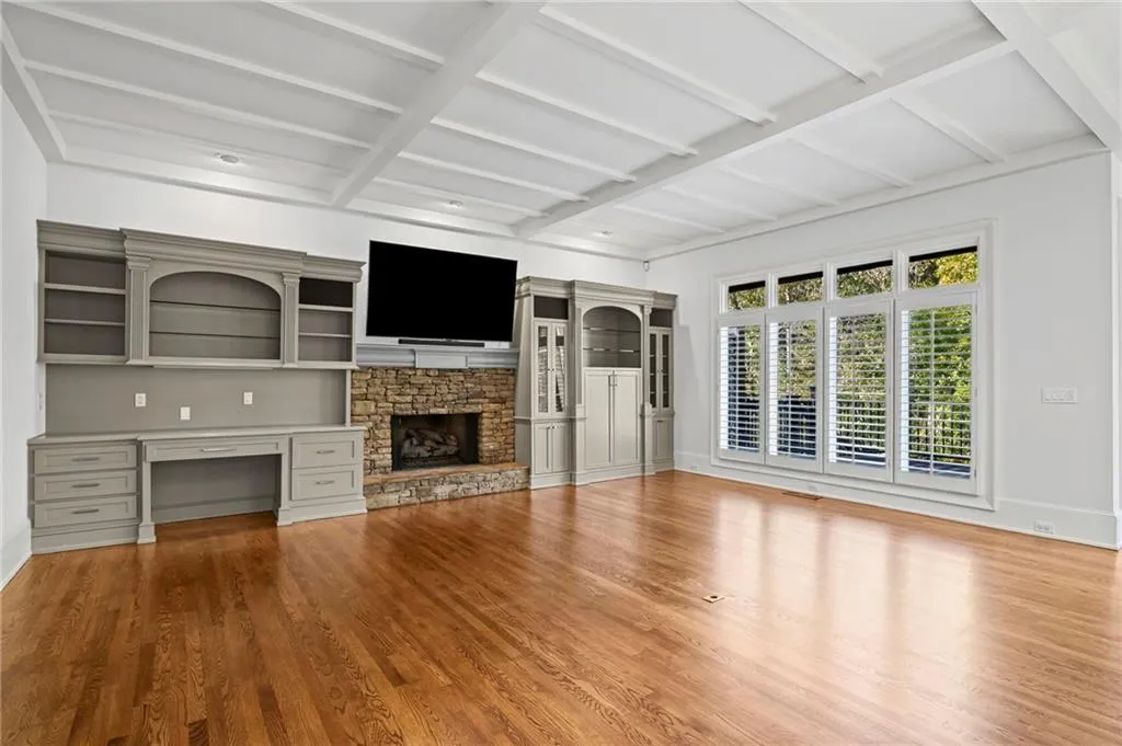 1655 Misty Oaks Drive, Atlanta, Georgia 30350, 5 Bedrooms Bedrooms, ,4 BathroomsBathrooms,Residential,For Sale,1655 Misty Oaks Drive,7665975