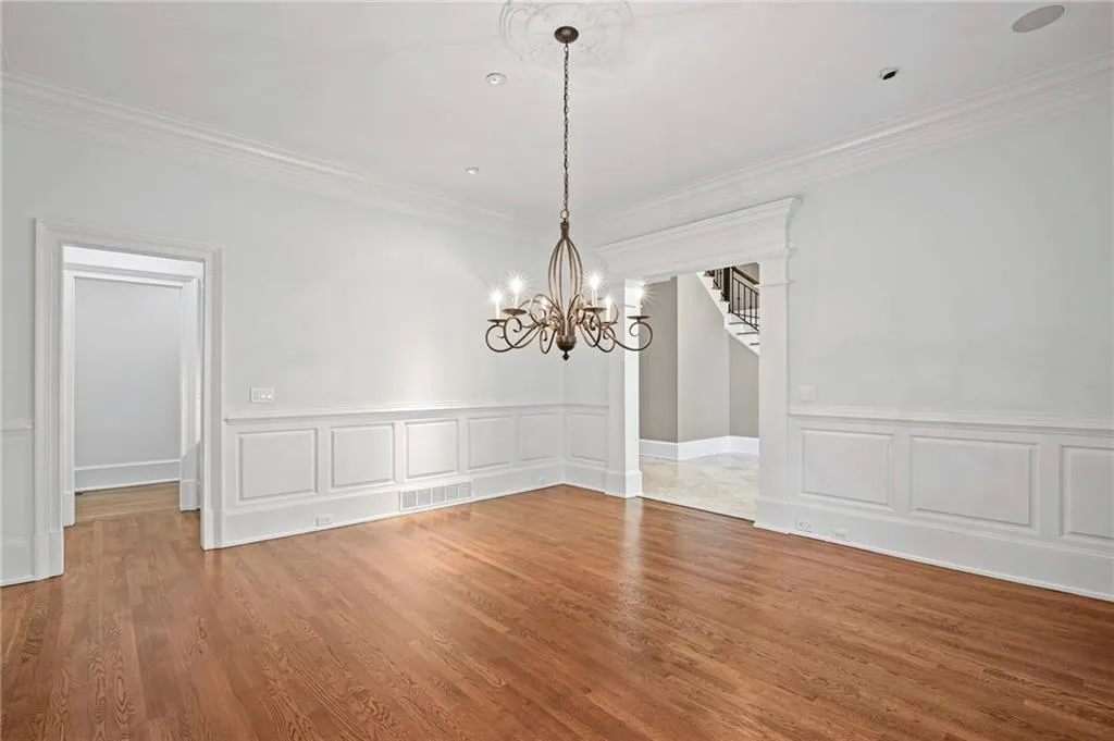 1655 Misty Oaks Drive, Atlanta, Georgia 30350, 5 Bedrooms Bedrooms, ,4 BathroomsBathrooms,Residential,For Sale,1655 Misty Oaks Drive,7665975