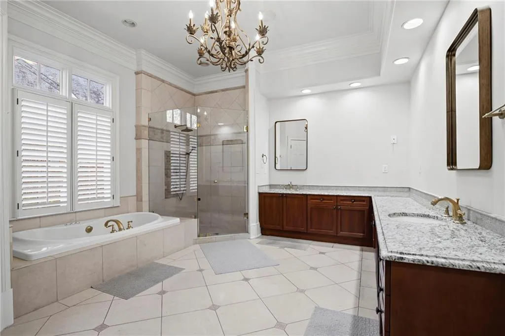 1655 Misty Oaks Drive, Atlanta, Georgia 30350, 5 Bedrooms Bedrooms, ,4 BathroomsBathrooms,Residential,For Sale,1655 Misty Oaks Drive,7665975