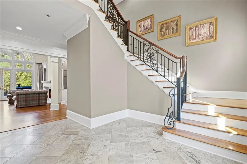 1655 Misty Oaks Drive, Atlanta, Georgia 30350, 5 Bedrooms Bedrooms, ,4 BathroomsBathrooms,Residential,For Sale,1655 Misty Oaks Drive,7665975