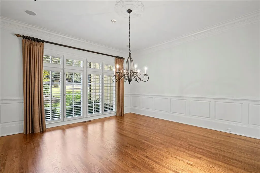 1655 Misty Oaks Drive, Atlanta, Georgia 30350, 5 Bedrooms Bedrooms, ,4 BathroomsBathrooms,Residential,For Sale,1655 Misty Oaks Drive,7665975