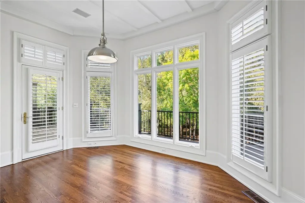 1655 Misty Oaks Drive, Atlanta, Georgia 30350, 5 Bedrooms Bedrooms, ,4 BathroomsBathrooms,Residential,For Sale,1655 Misty Oaks Drive,7665975
