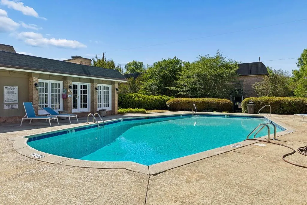 6980 Roswell Road Unit C13, Atlanta, Georgia 30328, 1 Bedroom Bedrooms, ,1 BathroomBathrooms,Residential,Sold,6980 Roswell Road Unit C13,7762581