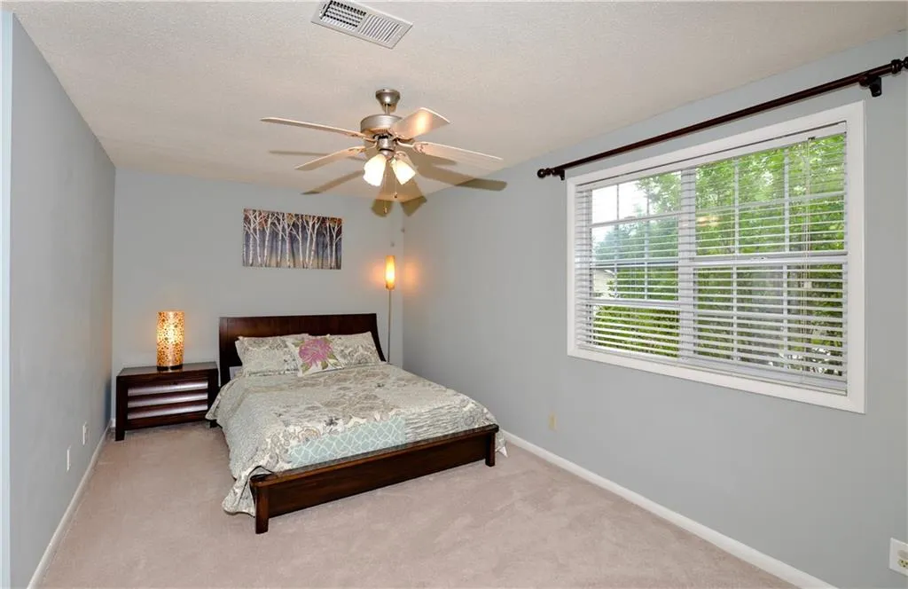 6900 Roswell Road Unit A3, Atlanta, Georgia 30328, 2 Bedrooms Bedrooms, ,2 BathroomsBathrooms,Residential,Sold,6900 Roswell Road Unit A3,6542310