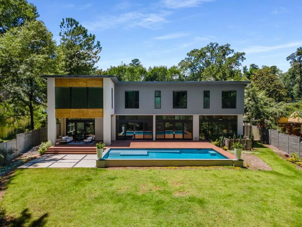 1835 Wellbourne Drive Ne, Atlanta, Georgia 30324, 4 Bedrooms Bedrooms, ,3 BathroomsBathrooms,Residential,For Sale,1835 Wellbourne Drive Ne,7618124