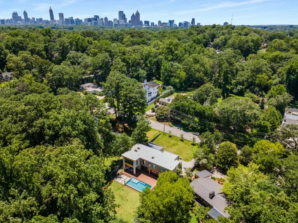 1835 Wellbourne Drive Ne, Atlanta, Georgia 30324, 4 Bedrooms Bedrooms, ,3 BathroomsBathrooms,Residential,For Sale,1835 Wellbourne Drive Ne,7618124