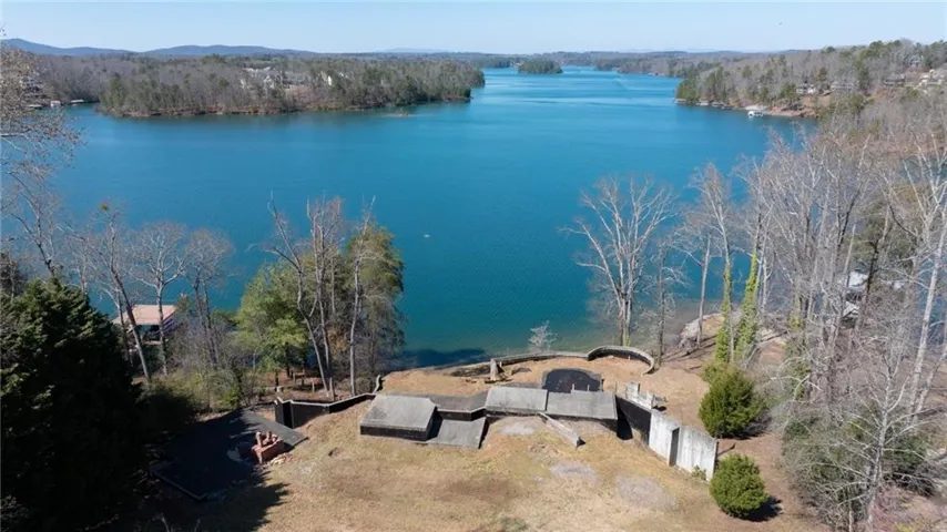This home will have stunning, BIG WATER views