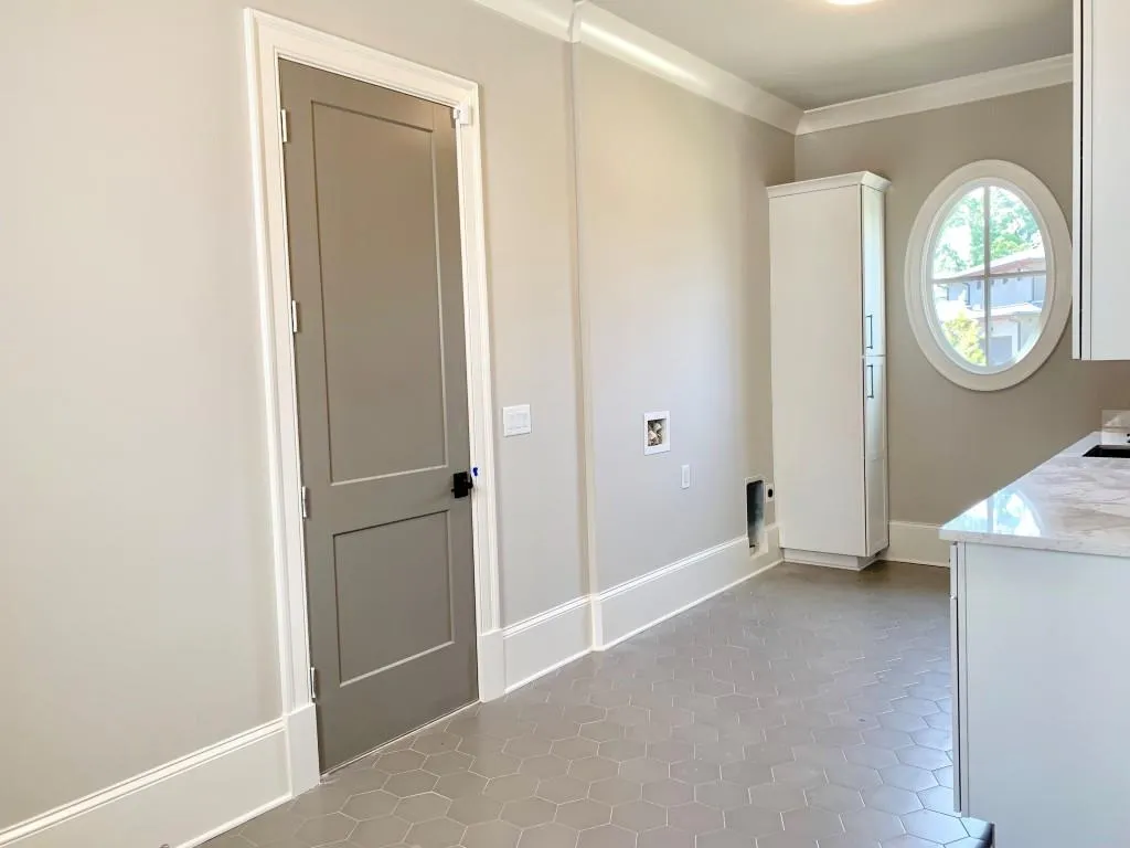706 Bass Way, Atlanta, Georgia 30328, 5 Bedrooms Bedrooms, ,5 BathroomsBathrooms,Residential,Sold,706 Bass Way,6743641