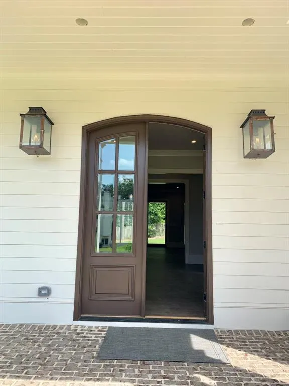 706 Bass Way, Atlanta, Georgia 30328, 5 Bedrooms Bedrooms, ,5 BathroomsBathrooms,Residential,Sold,706 Bass Way,6743641