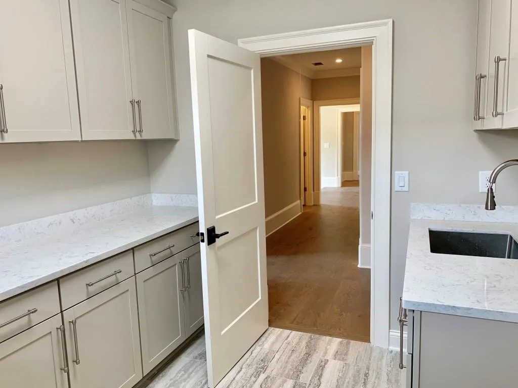 706 Bass Way, Atlanta, Georgia 30328, 5 Bedrooms Bedrooms, ,5 BathroomsBathrooms,Residential,Sold,706 Bass Way,6743641