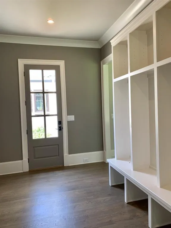 706 Bass Way, Atlanta, Georgia 30328, 5 Bedrooms Bedrooms, ,5 BathroomsBathrooms,Residential,Sold,706 Bass Way,6743641