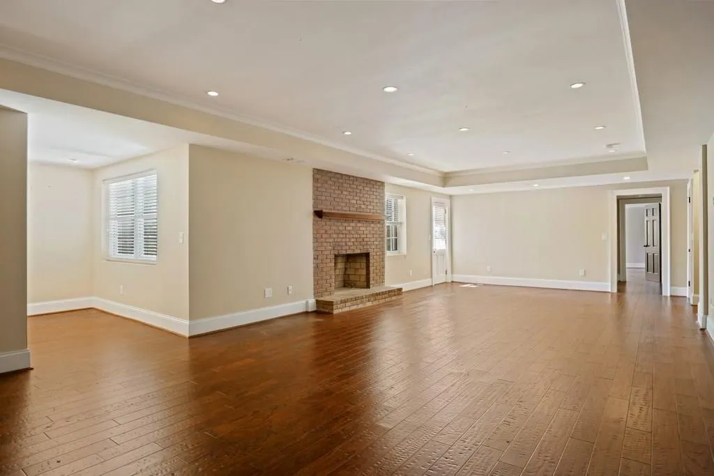 6290 River Shore Parkway, Sandy Springs, Georgia 30328, 4 Bedrooms Bedrooms, ,3 BathroomsBathrooms,Residential,Sold,6290 River Shore Parkway,6035706