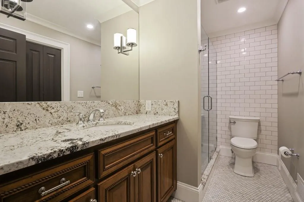 6290 River Shore Parkway, Sandy Springs, Georgia 30328, 4 Bedrooms Bedrooms, ,3 BathroomsBathrooms,Residential,Sold,6290 River Shore Parkway,6035706