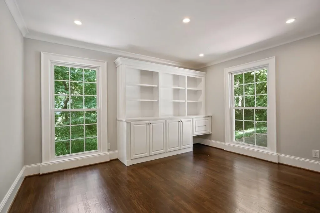 6290 River Shore Parkway, Sandy Springs, Georgia 30328, 4 Bedrooms Bedrooms, ,3 BathroomsBathrooms,Residential,Sold,6290 River Shore Parkway,6035706