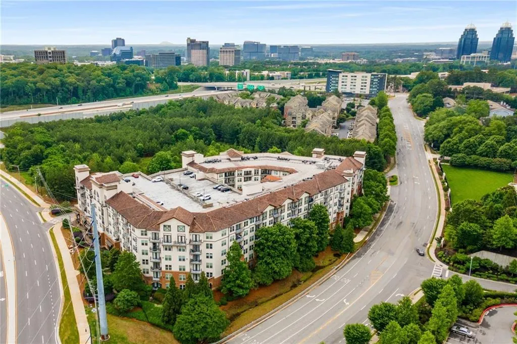 901 Abernathy Road Ne Unit 2050, Sandy Springs, Georgia 30328, 3 Bedrooms Bedrooms, ,2 BathroomsBathrooms,Residential,For Sale,901 Abernathy Road Ne Unit 2050,7630441
