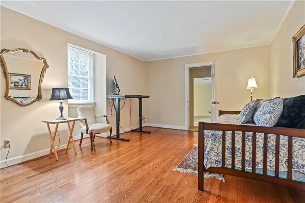 2909 Spalding Drive, Sandy Springs, Georgia 30350, 5 Bedrooms Bedrooms, ,3 BathroomsBathrooms,Residential,Sold,2909 Spalding Drive,6831582