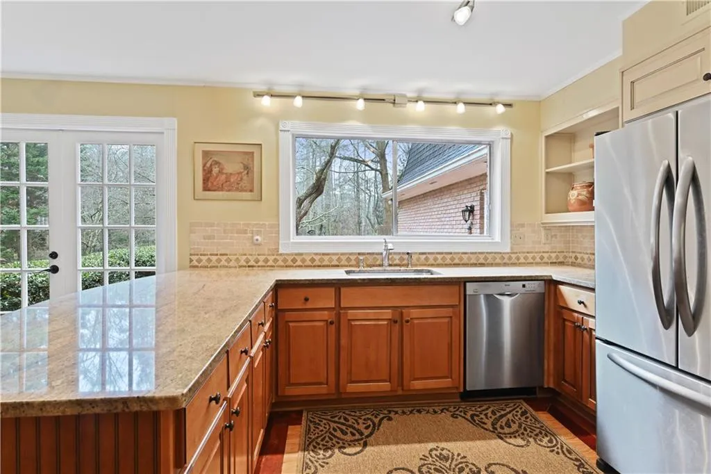 2909 Spalding Drive, Sandy Springs, Georgia 30350, 5 Bedrooms Bedrooms, ,3 BathroomsBathrooms,Residential,Sold,2909 Spalding Drive,6831582