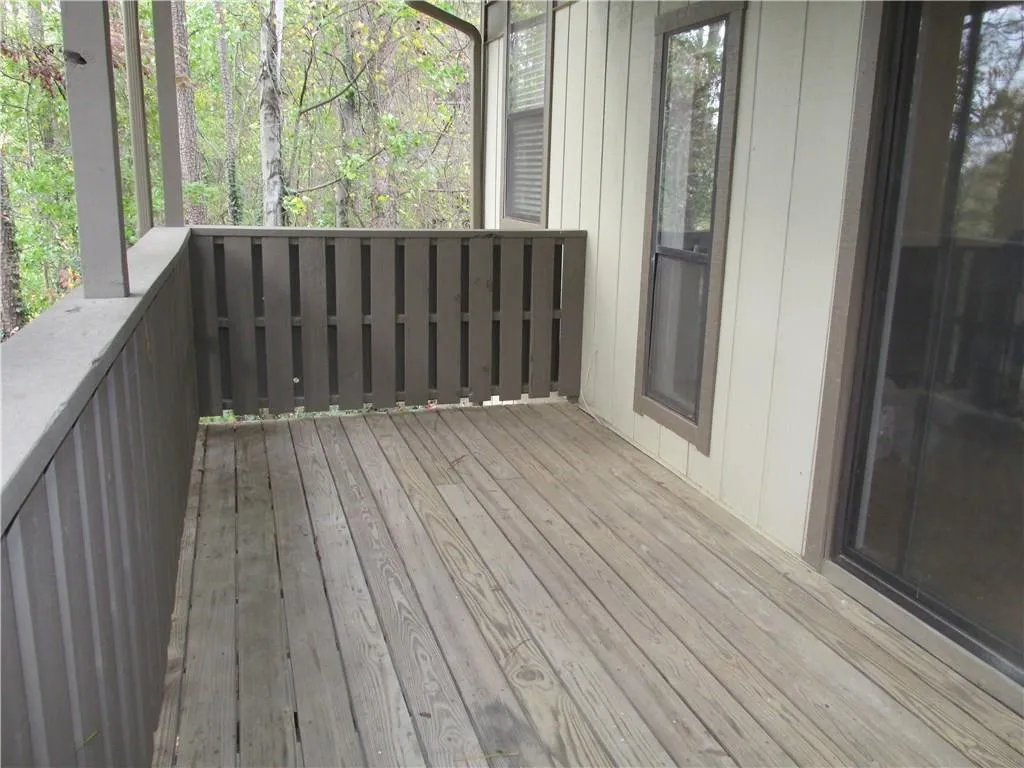 508 Woodcliff Drive Unit 508, Atlanta, Georgia 30350, 2 Bedrooms Bedrooms, ,1 BathroomBathrooms,Residential,Sold,508 Woodcliff Drive Unit 508,5926161