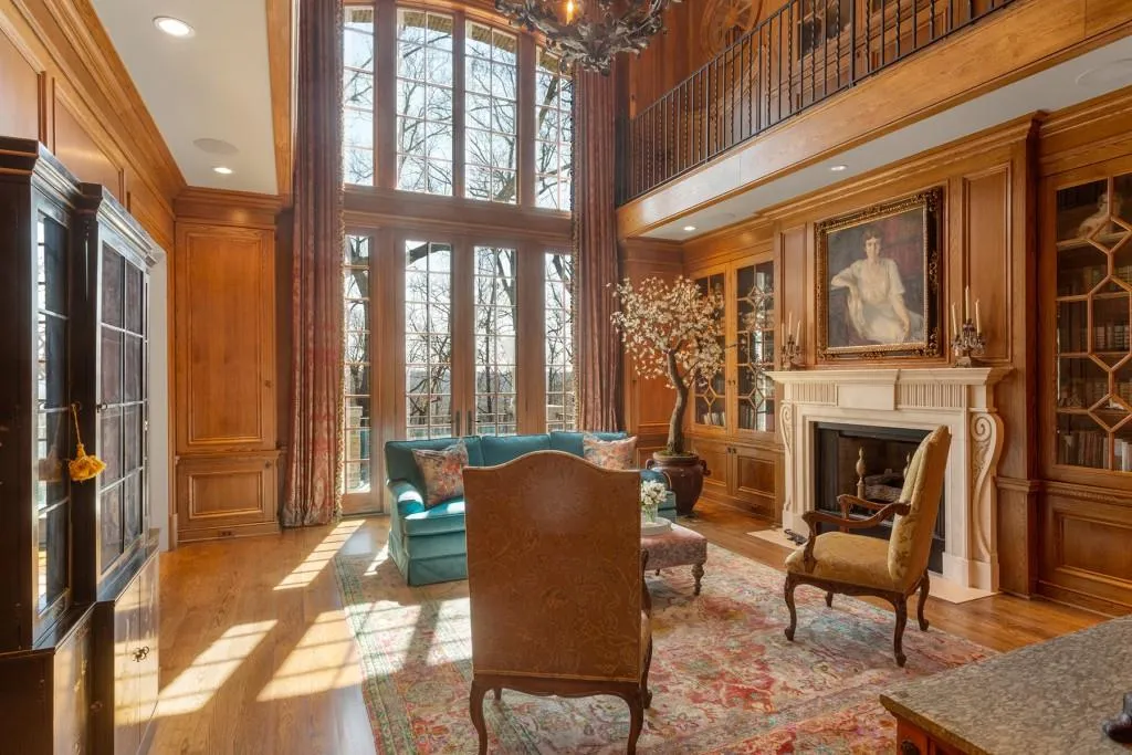 6 Powers Chase Circle, Sandy Springs, Georgia 30327, 4 Bedrooms Bedrooms, ,4 BathroomsBathrooms,Residential,Sold,6 Powers Chase Circle,6894293