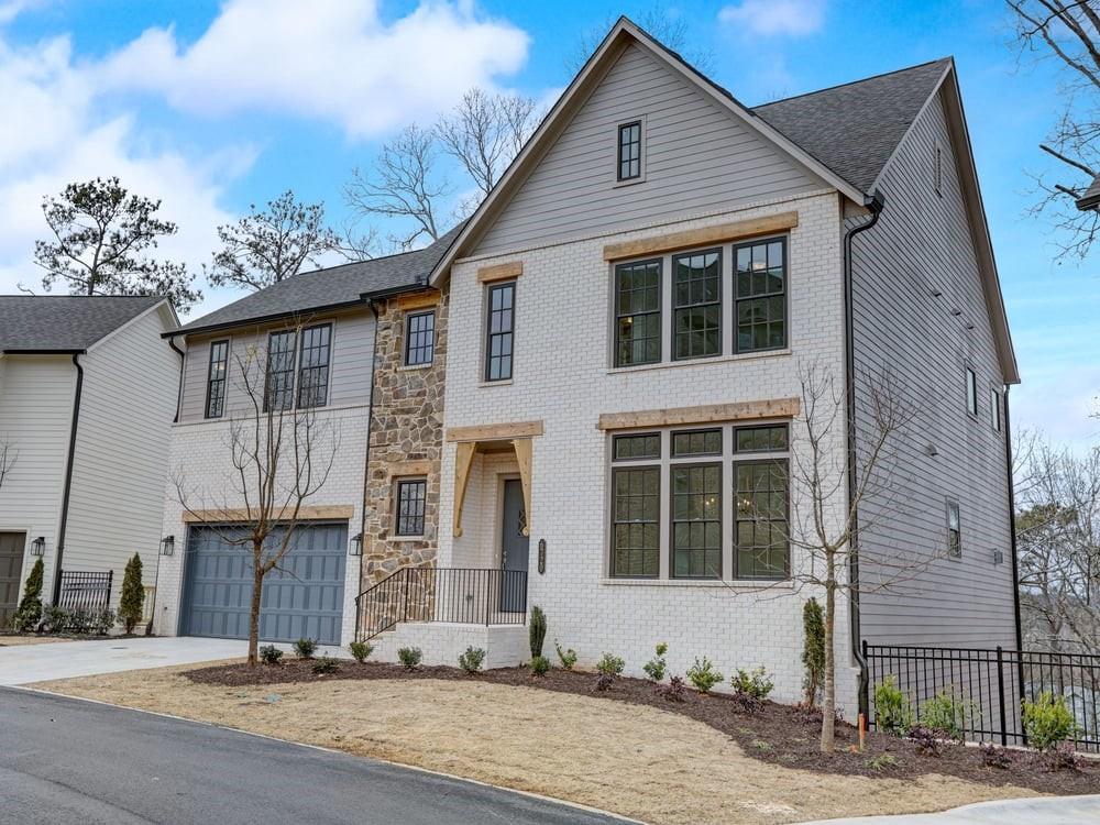 Enjoy this Single Family Home in Aria North!