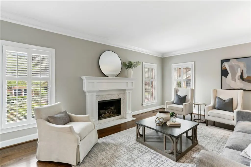 44 Pointe Terrace Se, Atlanta, Georgia 30339, 4 Bedrooms Bedrooms, ,2 BathroomsBathrooms,Residential,For Sale,44 Pointe Terrace Se,7549266