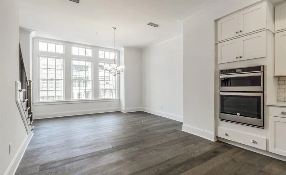 6649 Encore Boulevard Unit 86, Sandy Springs, Georgia 30328, 2 Bedrooms Bedrooms, ,3 BathroomsBathrooms,Residential,Sold,6649 Encore Boulevard Unit 86,6517495