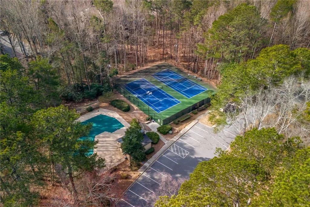 707 Woodcliff Drive, Atlanta, Georgia 30350, 1 Bedroom Bedrooms, ,1 BathroomBathrooms,Residential,For Sale,707 Woodcliff Drive,7532500