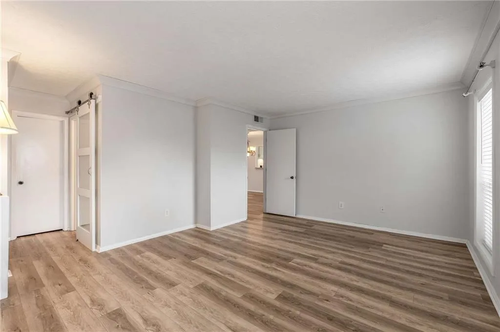 707 Woodcliff Drive, Atlanta, Georgia 30350, 1 Bedroom Bedrooms, ,1 BathroomBathrooms,Residential,For Sale,707 Woodcliff Drive,7532500