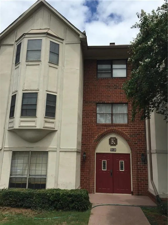 6851 Roswell Road Unit K18, Atlanta, Georgia 30328, 3 Bedrooms Bedrooms, ,2 BathroomsBathrooms,Residential,Sold,6851 Roswell Road Unit K18,5732435