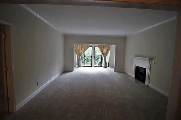 3071 Lenox Road Ne Unit 44, Atlanta, Georgia 30324, 2 Bedrooms Bedrooms, ,2 BathroomsBathrooms,Residential,Sold,3071 Lenox Road Ne Unit 44,6014080