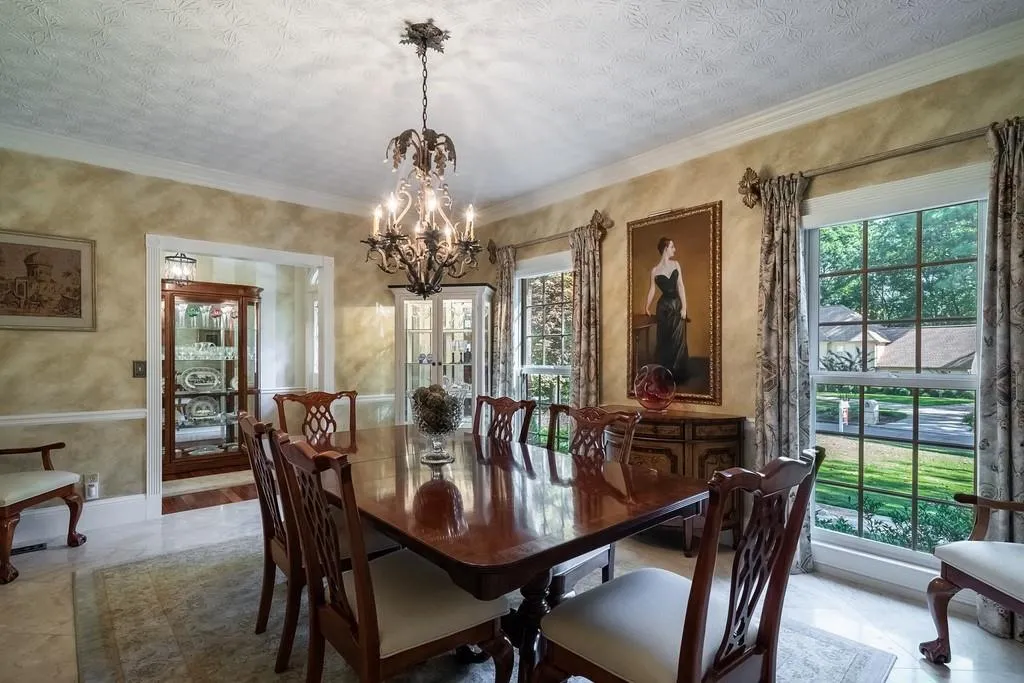 7150 Cherry Bluff Drive, Sandy Springs, Georgia 30350, 3 Bedrooms Bedrooms, ,3 BathroomsBathrooms,Residential,Sold,7150 Cherry Bluff Drive,6793789