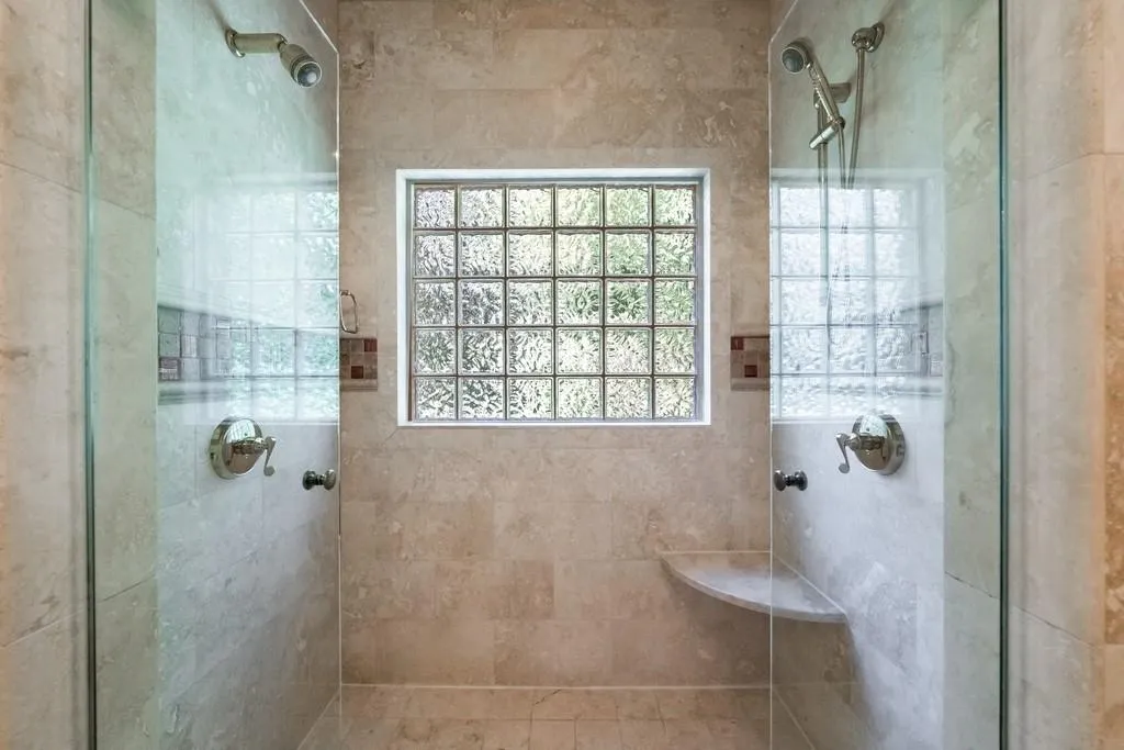 7150 Cherry Bluff Drive, Sandy Springs, Georgia 30350, 3 Bedrooms Bedrooms, ,3 BathroomsBathrooms,Residential,Sold,7150 Cherry Bluff Drive,6793789