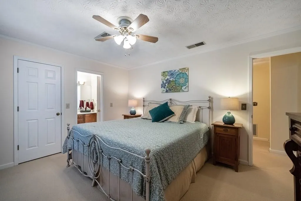 7150 Cherry Bluff Drive, Sandy Springs, Georgia 30350, 3 Bedrooms Bedrooms, ,3 BathroomsBathrooms,Residential,Sold,7150 Cherry Bluff Drive,6793789
