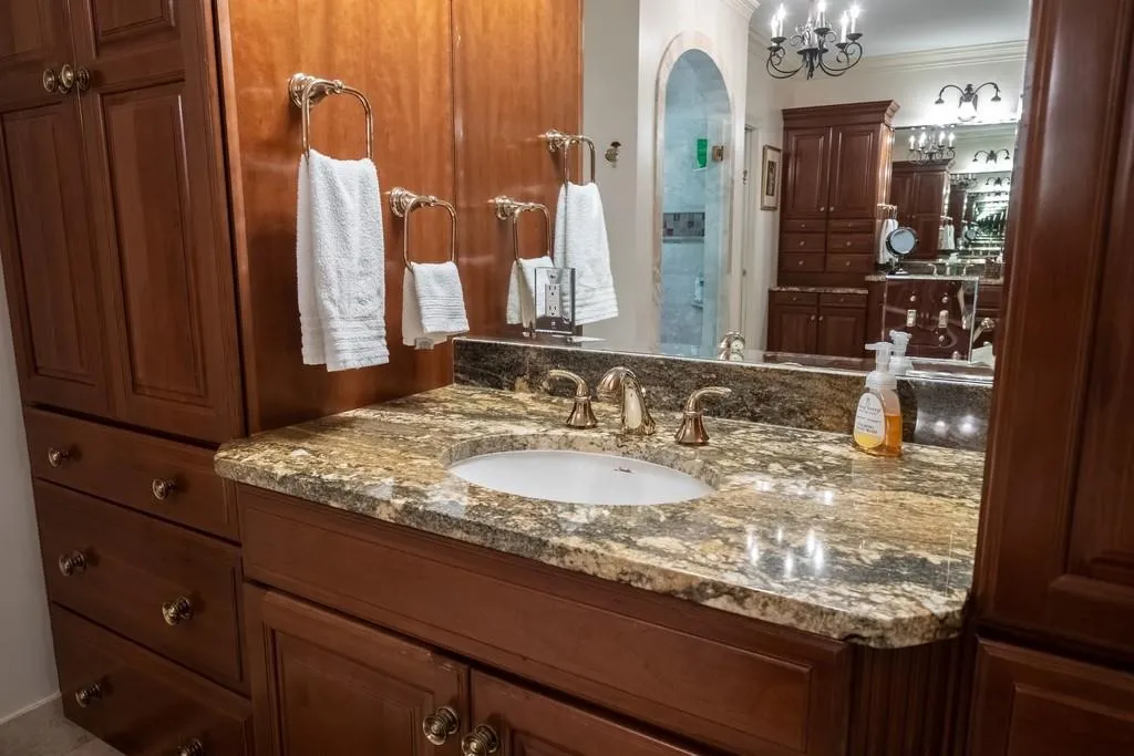 7150 Cherry Bluff Drive, Sandy Springs, Georgia 30350, 3 Bedrooms Bedrooms, ,3 BathroomsBathrooms,Residential,Sold,7150 Cherry Bluff Drive,6793789