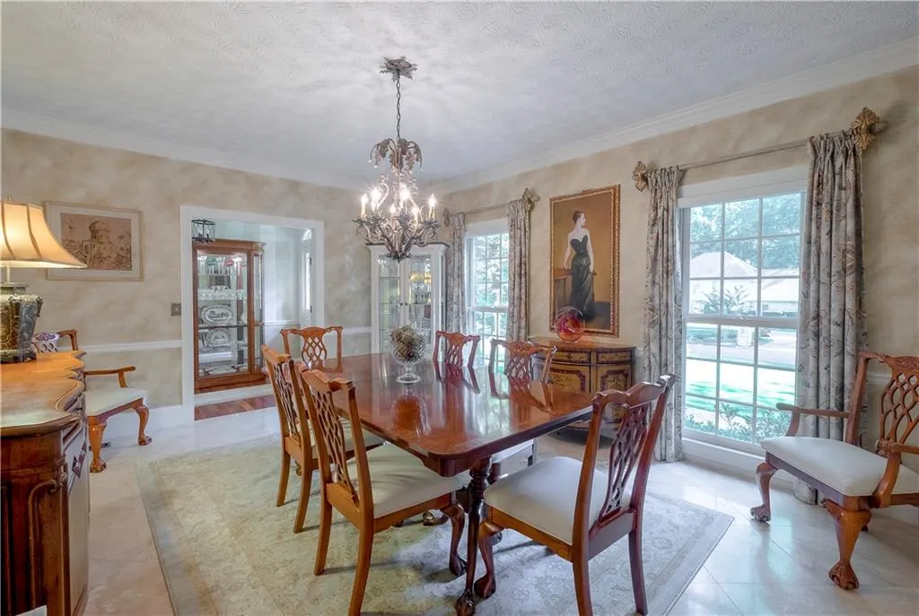 7150 Cherry Bluff Drive, Sandy Springs, Georgia 30350, 3 Bedrooms Bedrooms, ,3 BathroomsBathrooms,Residential,Sold,7150 Cherry Bluff Drive,6793789