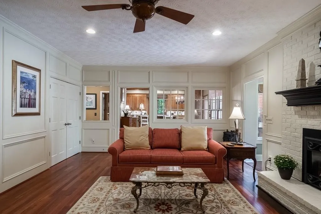 7150 Cherry Bluff Drive, Sandy Springs, Georgia 30350, 3 Bedrooms Bedrooms, ,3 BathroomsBathrooms,Residential,Sold,7150 Cherry Bluff Drive,6793789