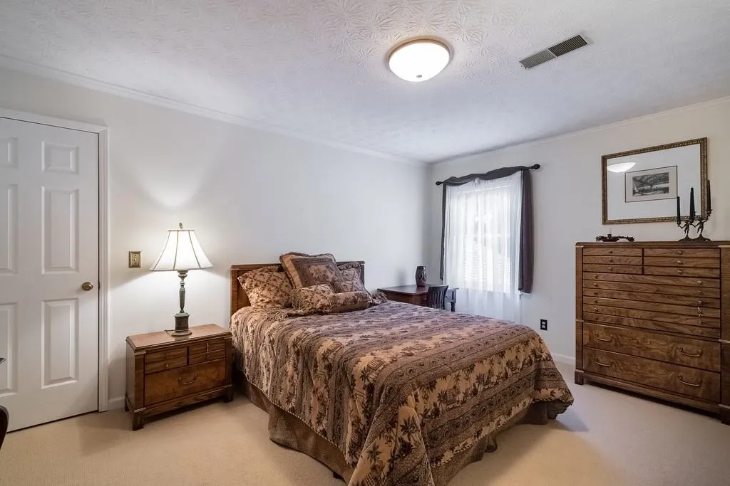 7150 Cherry Bluff Drive, Sandy Springs, Georgia 30350, 3 Bedrooms Bedrooms, ,3 BathroomsBathrooms,Residential,Sold,7150 Cherry Bluff Drive,6793789