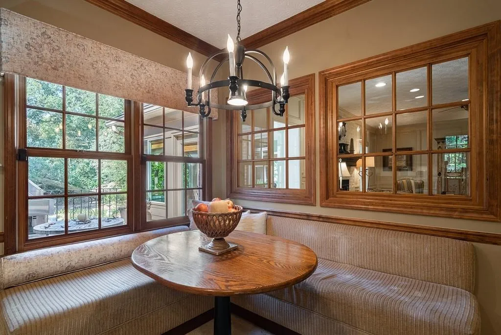 7150 Cherry Bluff Drive, Sandy Springs, Georgia 30350, 3 Bedrooms Bedrooms, ,3 BathroomsBathrooms,Residential,Sold,7150 Cherry Bluff Drive,6793789