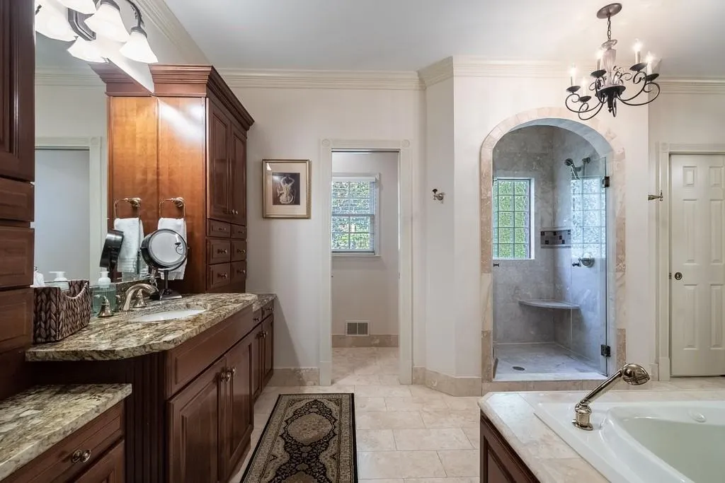 7150 Cherry Bluff Drive, Sandy Springs, Georgia 30350, 3 Bedrooms Bedrooms, ,3 BathroomsBathrooms,Residential,Sold,7150 Cherry Bluff Drive,6793789