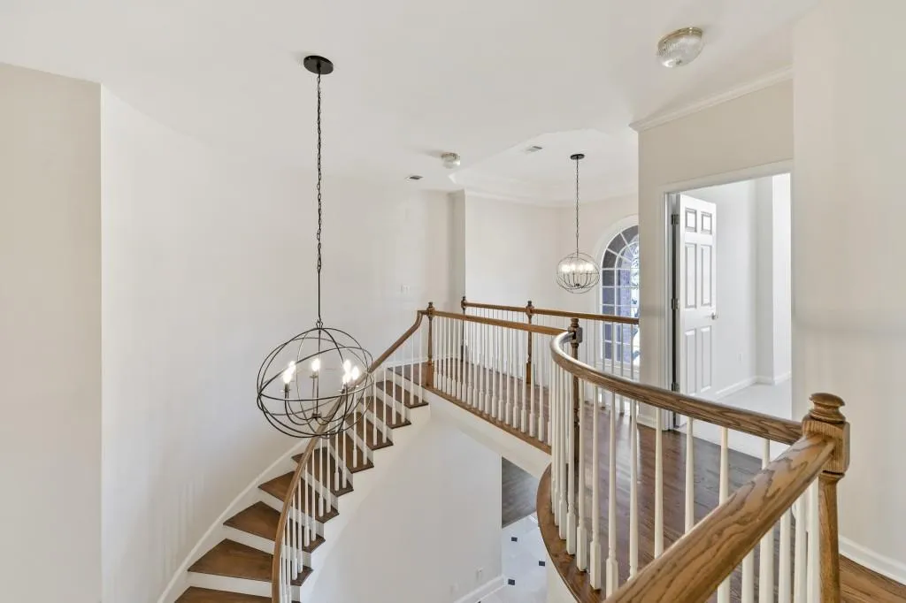 4580 Windsor Gate Court Ne, Sandy Springs, Georgia 30342, 5 Bedrooms Bedrooms, ,3 BathroomsBathrooms,Residential,Sold,4580 Windsor Gate Court Ne,6991265