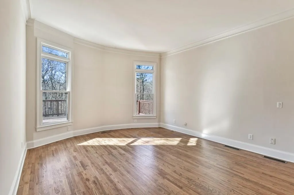 4580 Windsor Gate Court Ne, Sandy Springs, Georgia 30342, 5 Bedrooms Bedrooms, ,3 BathroomsBathrooms,Residential,Sold,4580 Windsor Gate Court Ne,6991265