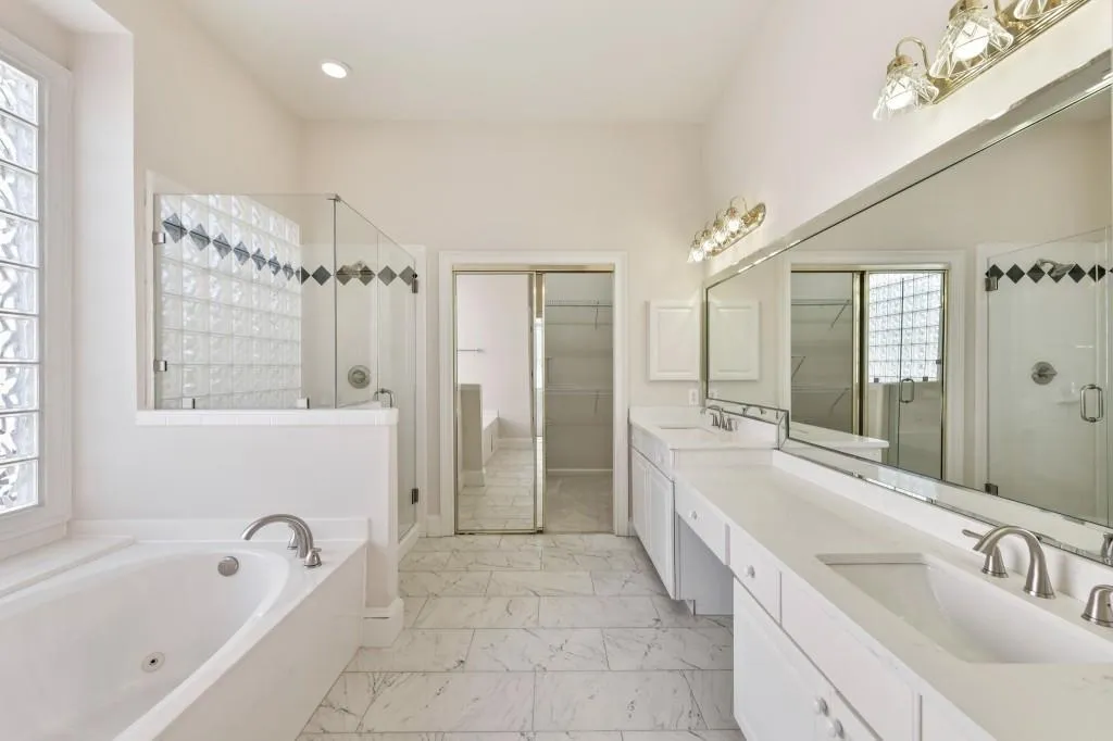 4580 Windsor Gate Court Ne, Sandy Springs, Georgia 30342, 5 Bedrooms Bedrooms, ,3 BathroomsBathrooms,Residential,Sold,4580 Windsor Gate Court Ne,6991265