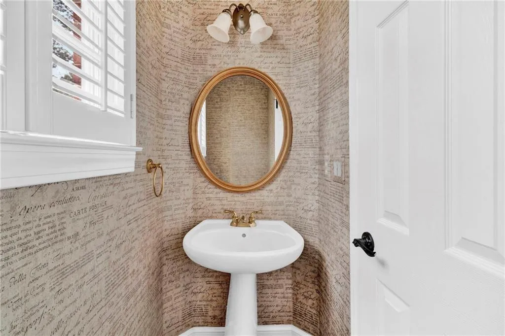 4676 Ivygate Circle Se, Atlanta, Georgia 30339, 4 Bedrooms Bedrooms, ,3 BathroomsBathrooms,Residential,For Sale,4676 Ivygate Circle Se,7579509