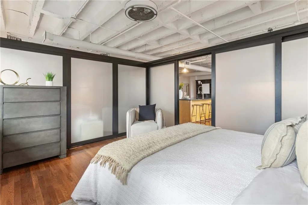 878 Peachtree Street Ne Unit 704, Atlanta, Georgia 30309, 2 Bedrooms Bedrooms, ,1 BathroomBathrooms,Residential,For Sale,878 Peachtree Street Ne Unit 704,7590209